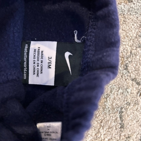 Nike Kids Set - Fuchsia and Purple - Picture 3 of 4